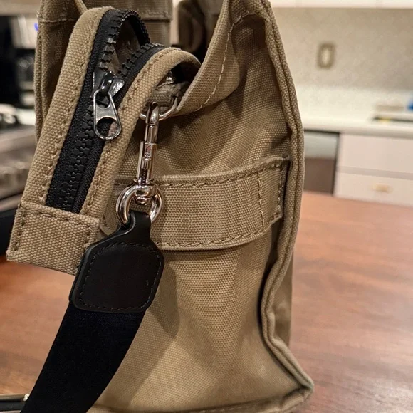 Marc Jacobs Tan Canvas Tote Bag - Picture 9 of 13